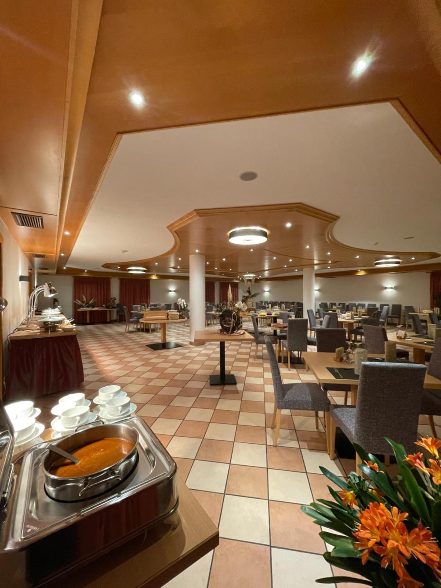 Hotel Larch Кампо ди Тренс Екстериор снимка