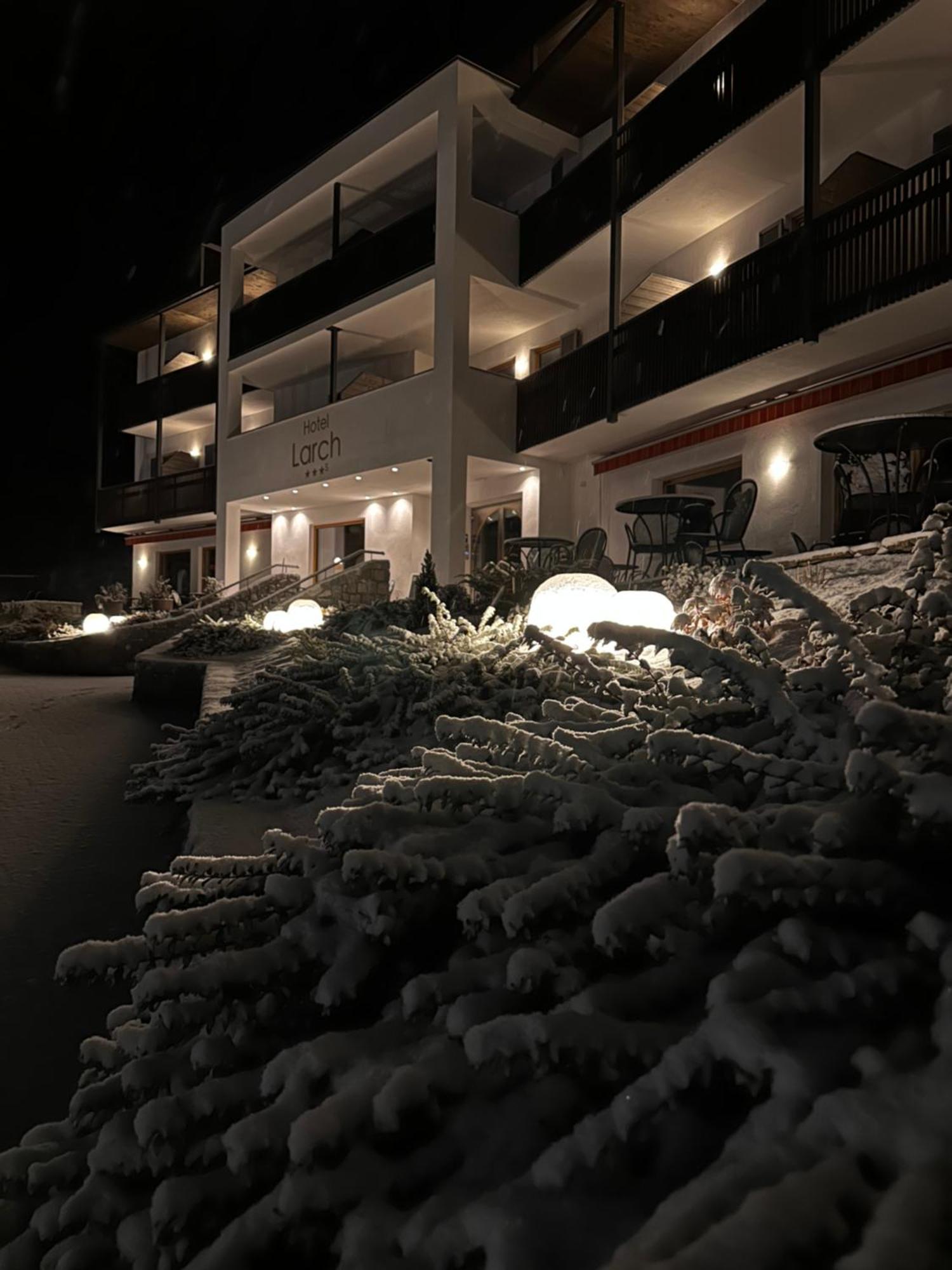 Hotel Larch Кампо ди Тренс Екстериор снимка